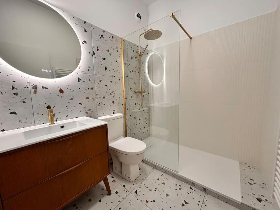 Beautiful, Modern 1-Bed Apartment, 5 Mins Rer A Saint-Germain-en-Laye Exterior photo