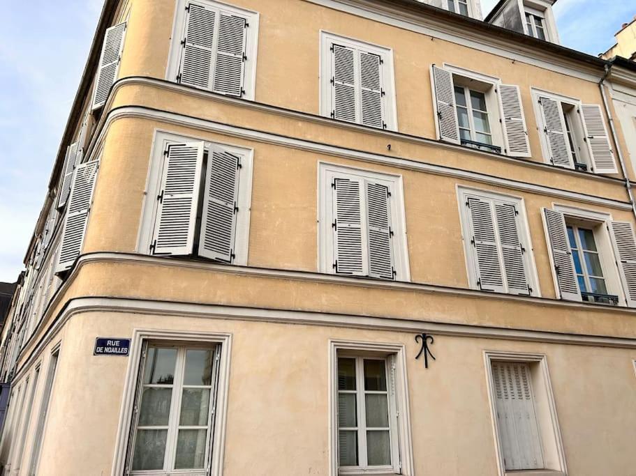 Beautiful, Modern 1-Bed Apartment, 5 Mins Rer A Saint-Germain-en-Laye Exterior photo